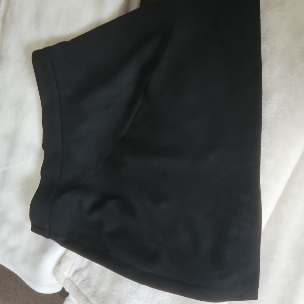 Simplee Elegant Black Women's Skirt